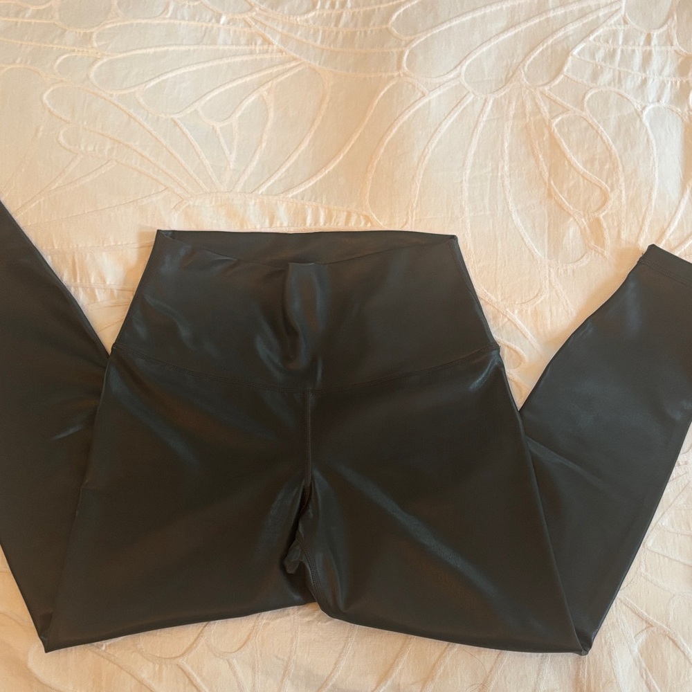 90 Degree By Reflex Dark Faux Leggings